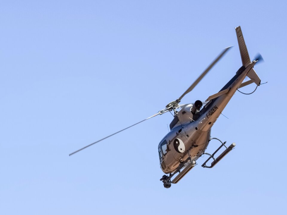 Flight aircraft aerial