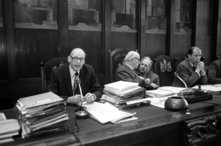 De gemeenteraad van Amsterdam behandelt de begroting van Volksgezondheid en Volk, Bestanddeelnr 926-8840