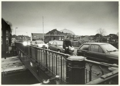 De Catharijnebrug, ziende naar het oosten. NL-HlmNHA 54032183