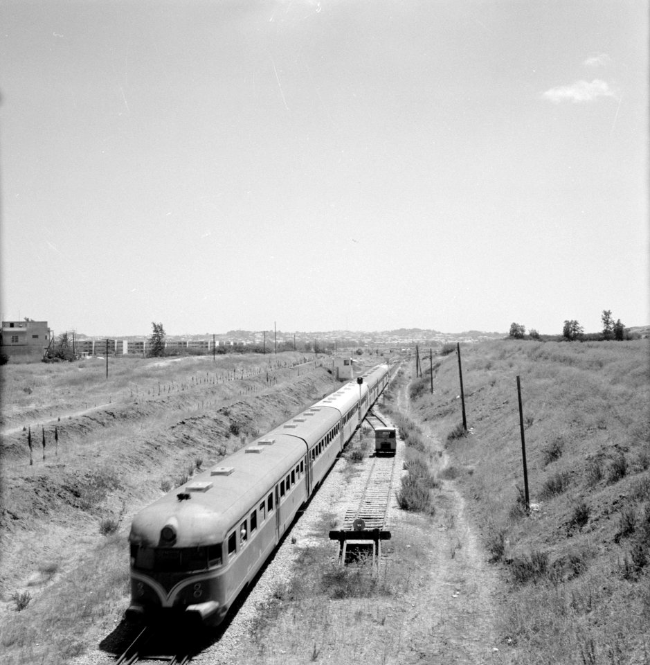 De Express Haifa-Tel Aviv, Bestanddeelnr 255-4730