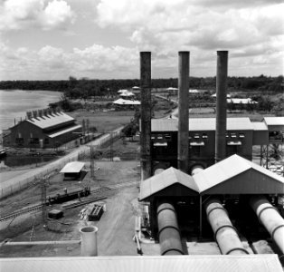 De fabriek van de Surinaamse Bauxiet Maatschappij te Paranam, Bestanddeelnr 252-6552