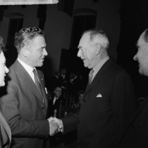De Europese Beweging in Nederland W Drees, Dean Acheson, dr S Mansholt en mi, Bestanddeelnr 915-5430