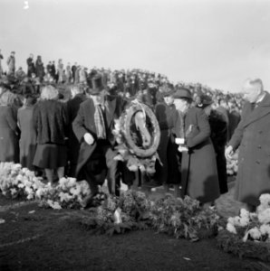 De erebegraafplaats Bloemendaal in Overveen, Bestanddeelnr 255-9117