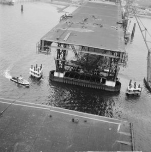 De Brienenoordbrug bij Rotterdam nadert zijn einddoel, Bestanddeelnr 915-5944 photo