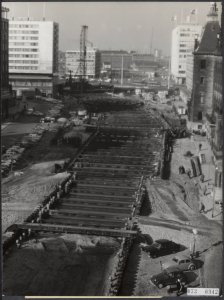 De Coolsingel ligt open voor de bouw van de metrotunnel, Bestanddeelnr 073-0942