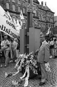 De Dam omgedoopt in Plein van de Hemelse Vrede, Bestanddeelnr 934-4662