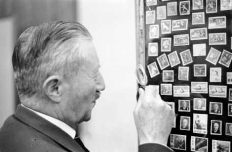 De dag der Postzegels in de St Janszaal in Krasnapolski, Bestanddeelnr 914-3792