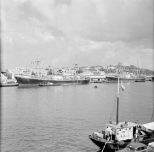 De haven van Willemstad gezien vanaf de Handelskade, Bestanddeelnr 252-2719