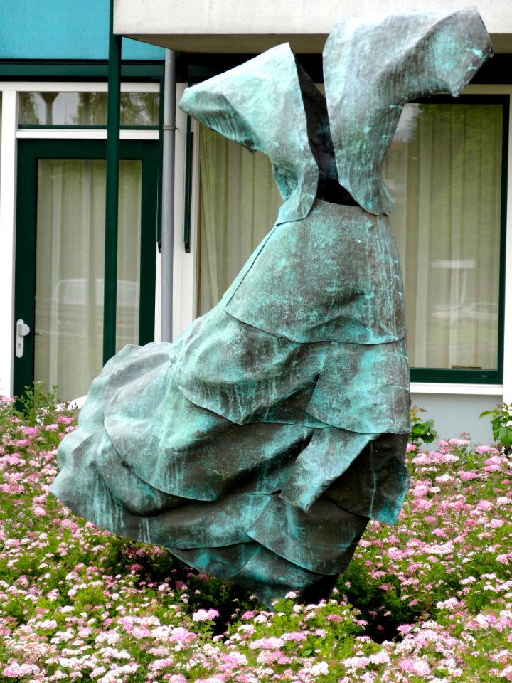 De danseres door Gerard Bakker Gouda