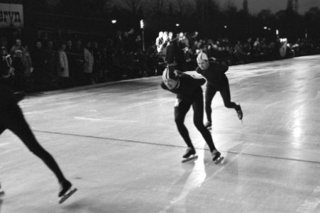 De dames in actie, Bestanddeelnr 927-0077