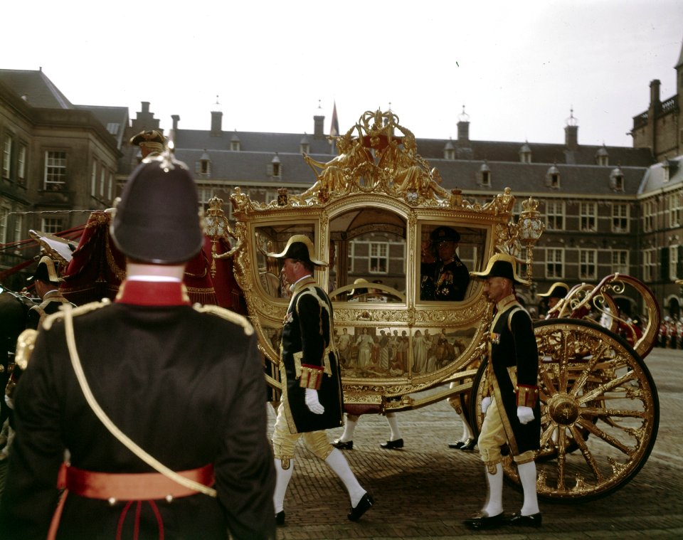 De gouden koets, Bestanddeelnr 254-7052