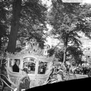 De Gouden Koets op weg naar de Ridderzaal, Bestanddeelnr 919-5757
