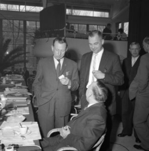 Driedaags congres van de PvdA in de Rivierahal te Rotterdam . Vlnr. J. G. Suurho, Bestanddeelnr 912-2668