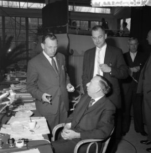 Driedaags congres van de PvdA in de Rivierahal te Rotterdam . Vlnr. J. G. Suurho, Bestanddeelnr 912-2667