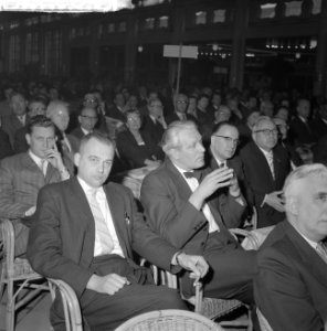 Driedaags congres van de PVDA in de Rivierahal te Rotterdam Prominente figuren, Bestanddeelnr 912-2664