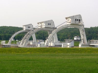 Driel (Overbetuwe) sluis-stuwcomplex in de Rijn (2)