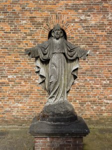 Driel H.Hartbeeld bij RK kerk