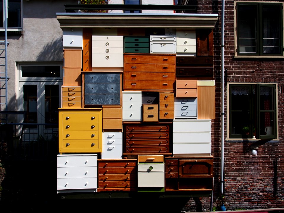 Dressers as art in Amersfoort