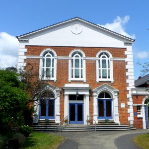 Dorking United Reformed Church, West Street, Dorking (NHLE Code 1230093) (2)
