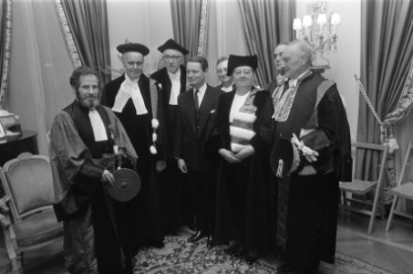 Drie Franse eredoctoraten uitgereikt aan Nederlandse professoren op Franse ambas, Bestanddeelnr 923-3047