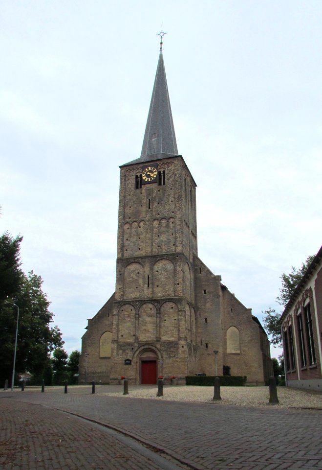Dorpskerk Voorst, toren