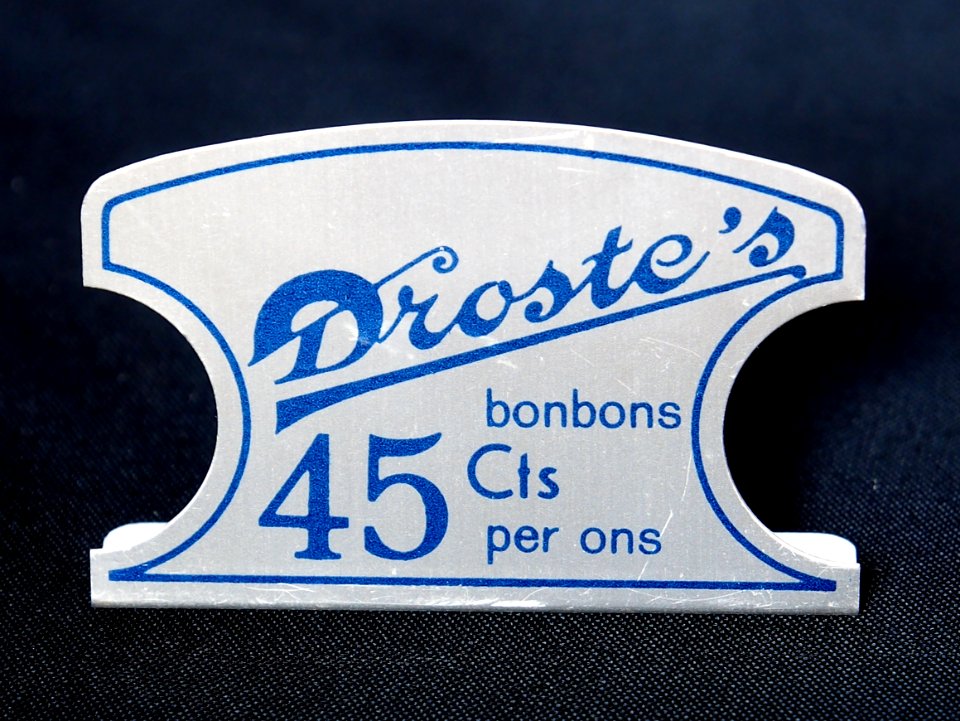 Droste metalen prijskaartje bonbons 45Cts per ons, foto 1