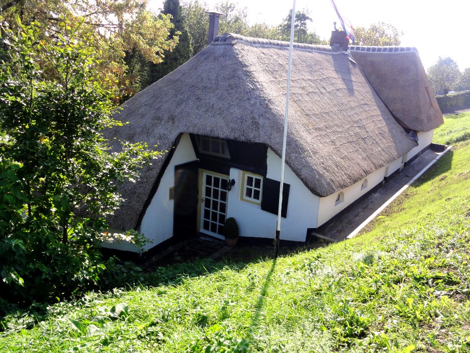 Dreumel Rijksmonument 14075 boerderij Waaldijk 53 (2)