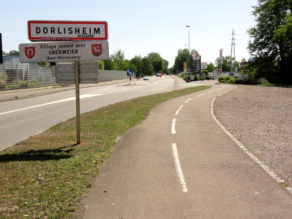 Dorlisheim (Bas-Rhin) city limit sign 06