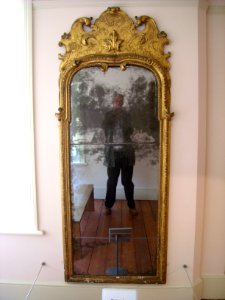 DressingUpMirror