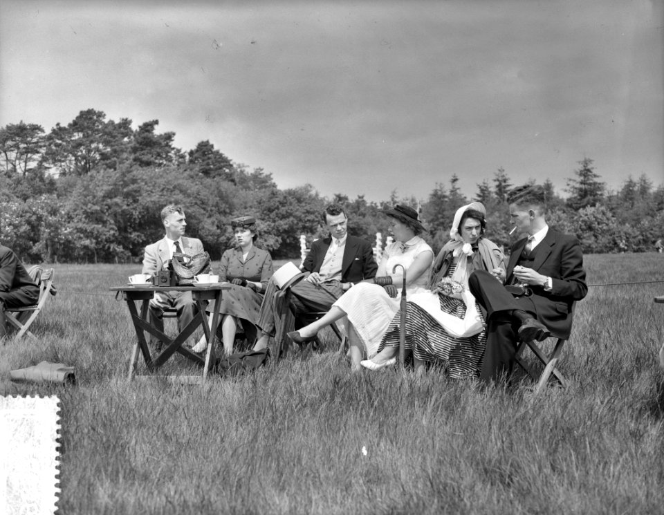 Dressuur en Hipique USC Lage Vuursche, Bestanddeelnr 907-8686