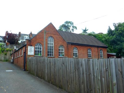Dorking Baptist Chapel, behind High Street, Dorking (July 2013) (5)