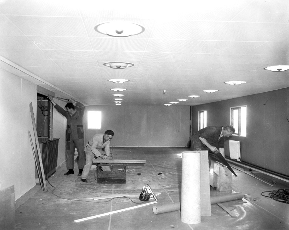 Drijvend flatgebouw voor Hoogovens in bouw bij NDSM te Amsterdam, interieur, Bestanddeelnr 918-0337