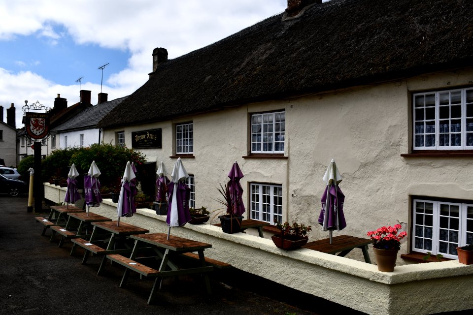 Drewe Arms Public House