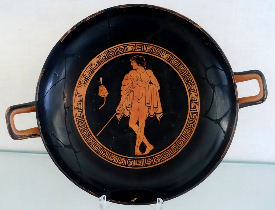 Drinking bowl with athlete, attributed to the Antiphon Painter, Attic, c. 490 BC, L 485 - Martin von Wagner Museum - Martin von Wagner Museum - Würzburg, Germany - DSC05771