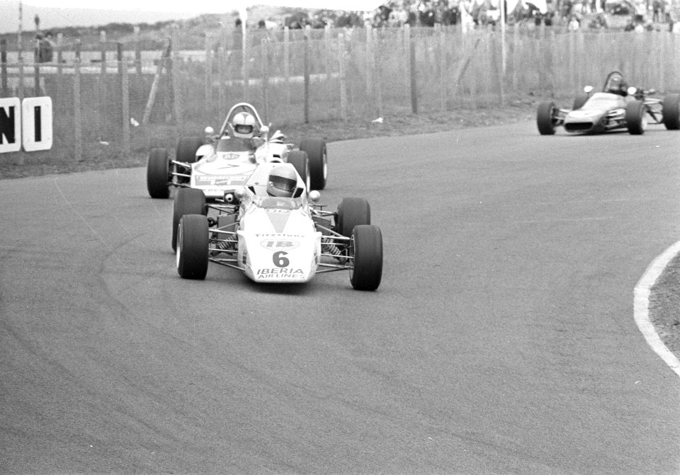 Drie raceauto's, Bestanddeelnr 925-5668