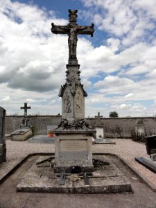 Drouville (M et M) croix de cimetière