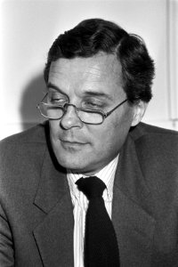 Drs. J.G. ten Hoonte, lid Raad van Bestuur, Bestanddeelnr 931-8506