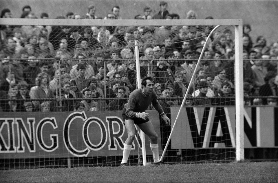 DOS keeper Henk Verrips in actie, Bestanddeelnr 923-4852