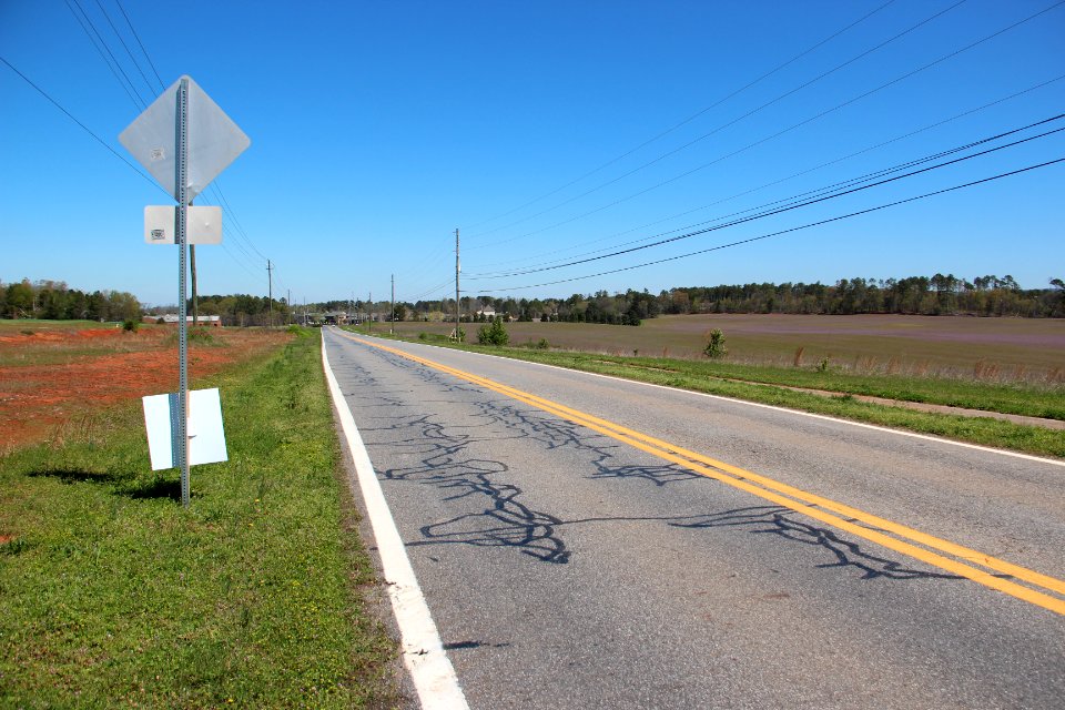 Douthit Ferry Road, Cartersville, April 2017
