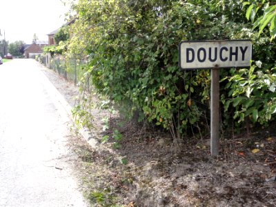Douchy (Aisne) city limit sign