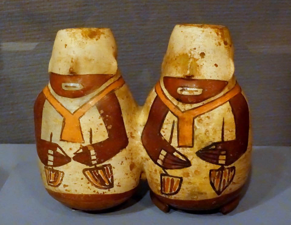 Double effigy jar with twin agricultural deities, Peru, Early Nasca, south coast, c. 200 AD, earthenware with slip glaze - Krannert Art Museum, UIUC - DSC06485
