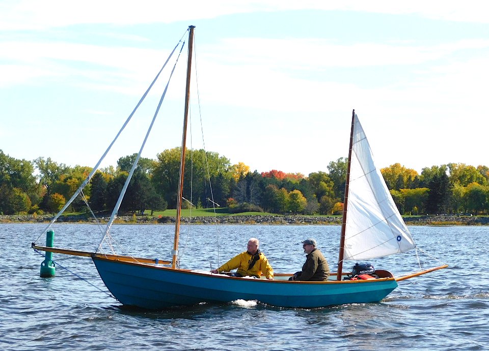 Drascombe Lugger sailboat 3910