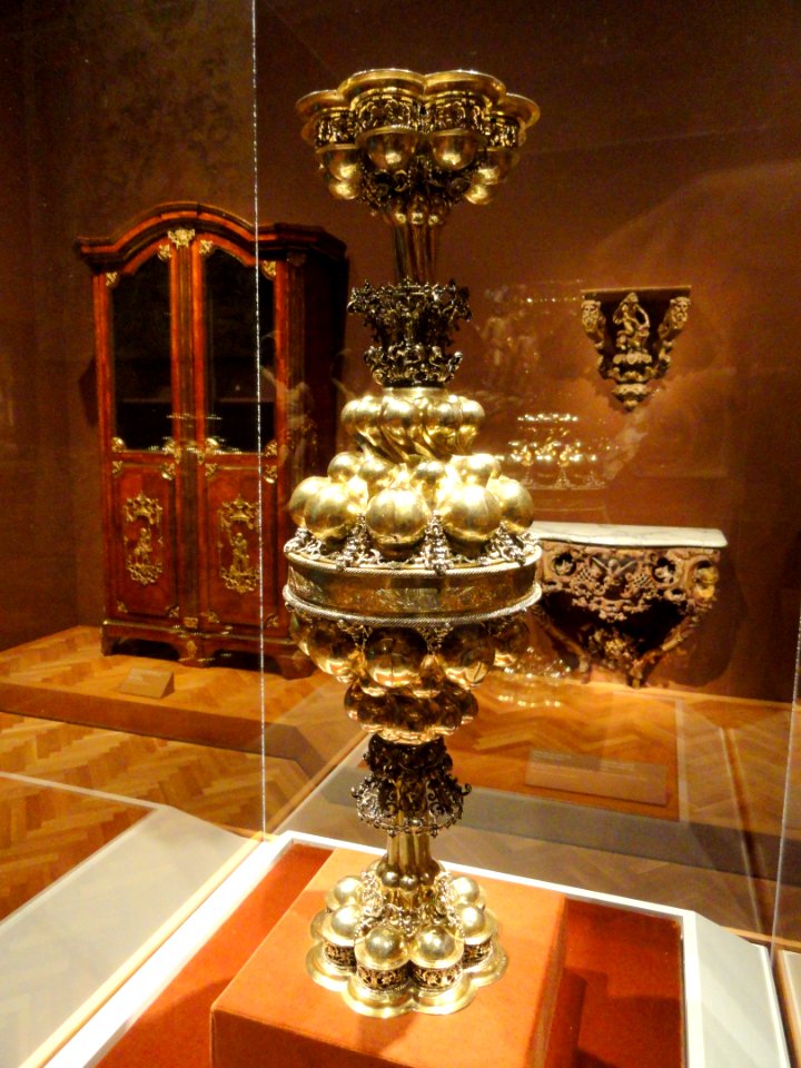 Double Goblet, about 1614-1532, Alexander Treghart, South German, gilt silver - Cleveland Museum of Art - DSC09016