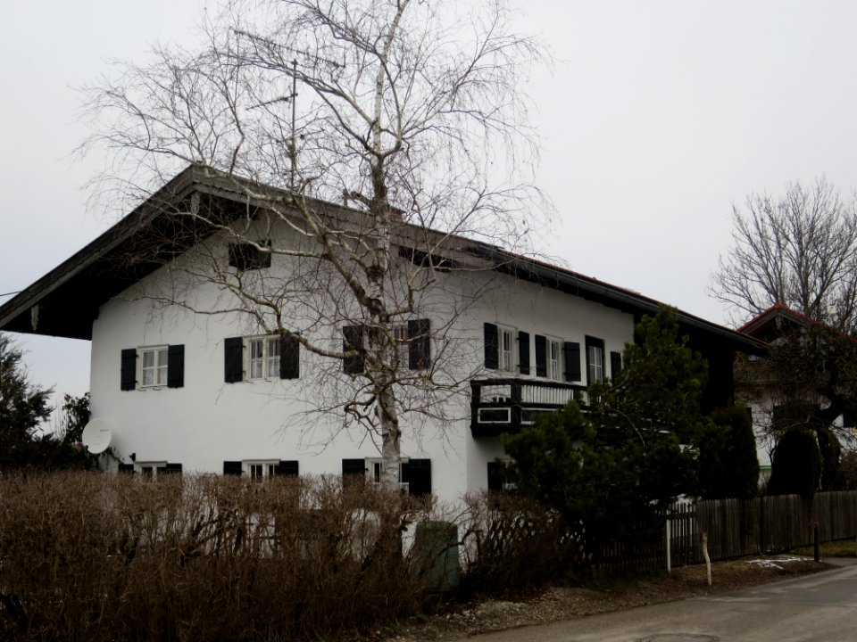 Dorfstraße 48 Bairawies