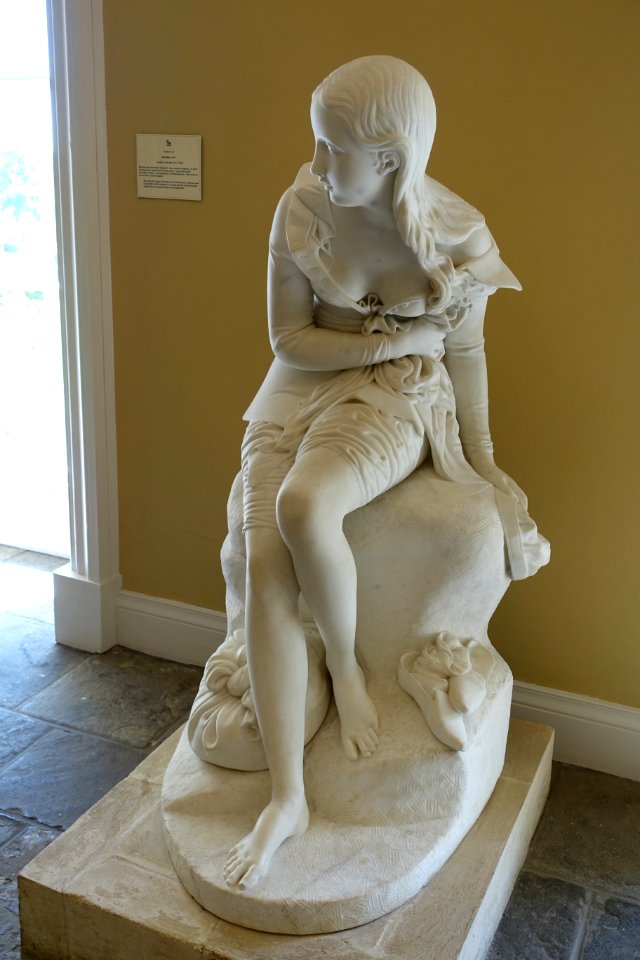 Dorothea by John Bell, 1844, marble, view 2 - Bowood House - Wiltshire, England - DSC00705