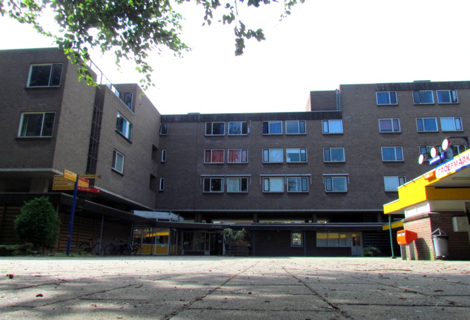 Dorpsbrink, Het Dorp