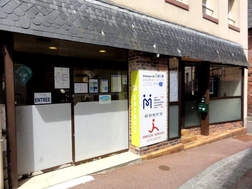 Doudeville (Seine-Mar.) maison de service CdC plateau de Caux