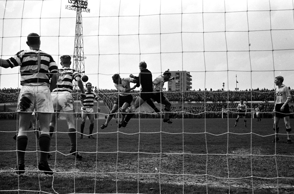 DOS tegen Blauw Wit 1-0, spelmomenten, Bestanddeelnr 915-0692