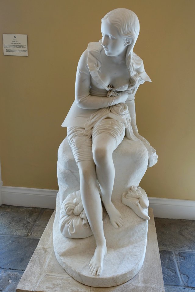 Dorothea by John Bell, 1844, marble, view 1 - Bowood House - Wiltshire, England - DSC00703
