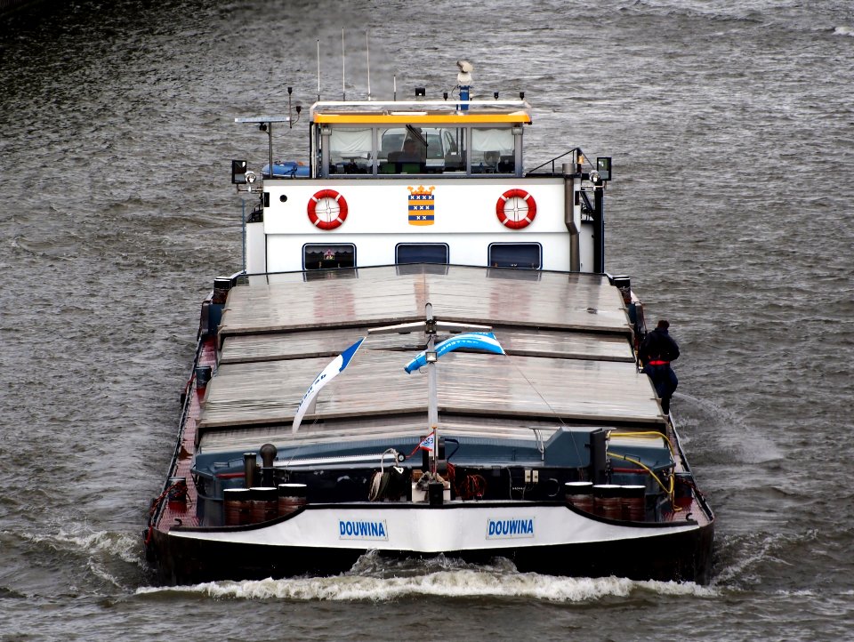 Douwina - ENI 02312142 op het Amsterdam-Rijn kanaal, pic1
